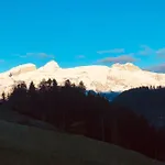 Chalet Boutique Panoramic Views Hot Tub Vers L'Eglise