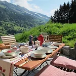 Boutique Panoramic Views Hot Tub Chalet