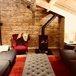Chalet Boutique Panoramic Views Hot Tub