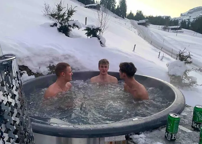 Boutique Panoramic Views Hot Tub 木屋