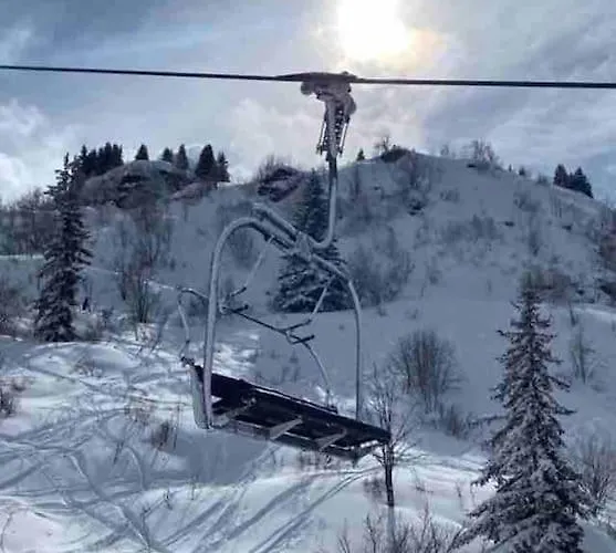 Boutique Panoramic Views Hot Tub Domek alpejski *