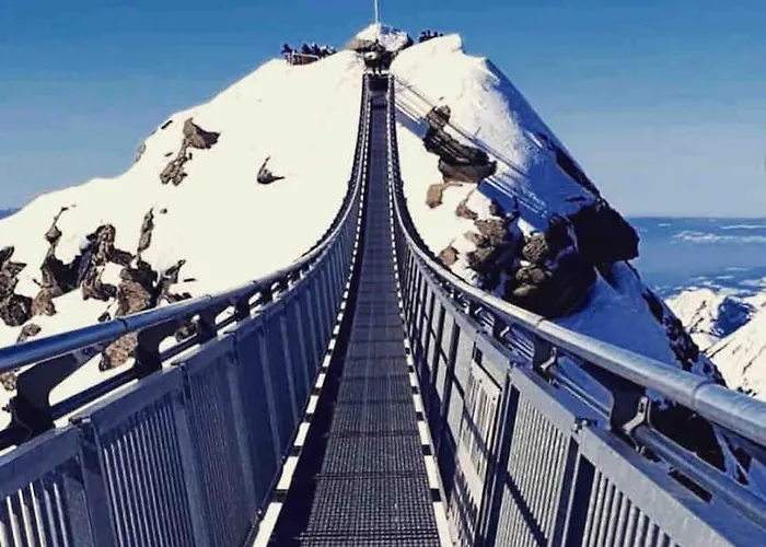 Boutique Panoramic Views Hot Tub * 威尔斯伊格里塞