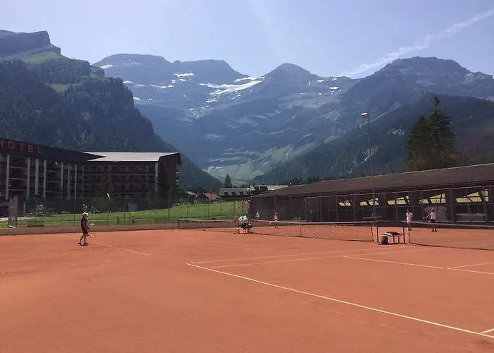 Boutique Panoramic Views Hot Tub * 威尔斯伊格里塞