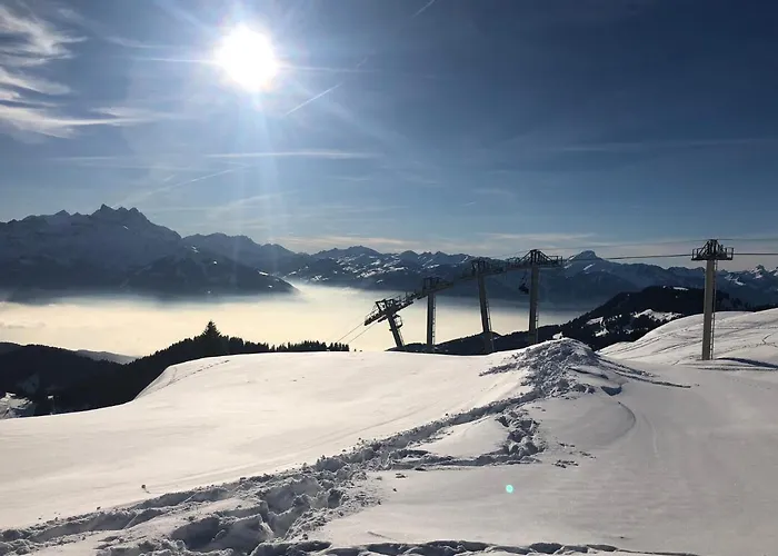 Boutique Panoramic Views Hot Tub 威尔斯伊格里塞