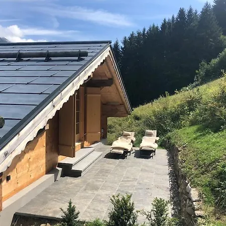 Boutique Panoramic Views Hot Tub