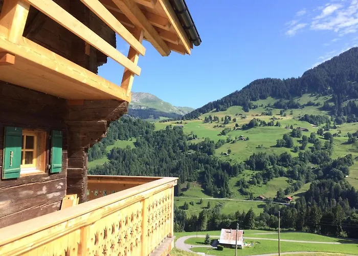 Chalet Boutique Panoramic Views Hot Tub