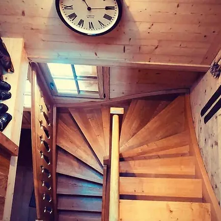 Boutique Panoramic Views Hot Tub Chalet *